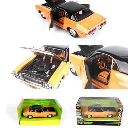 1:24 1970 Dodge Challenger Die-Cast Model Car – Retro Muscle Sports Car Collectible