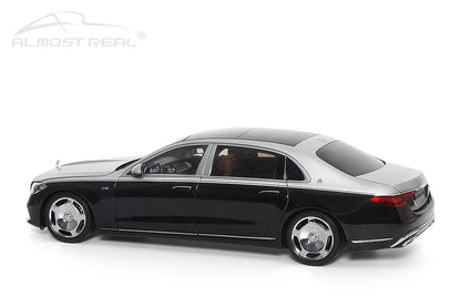 [SuperDetailed] 1:18 Maybach S-Class S680 2021 Die-Cast Model Car – Limited Edition Collectible