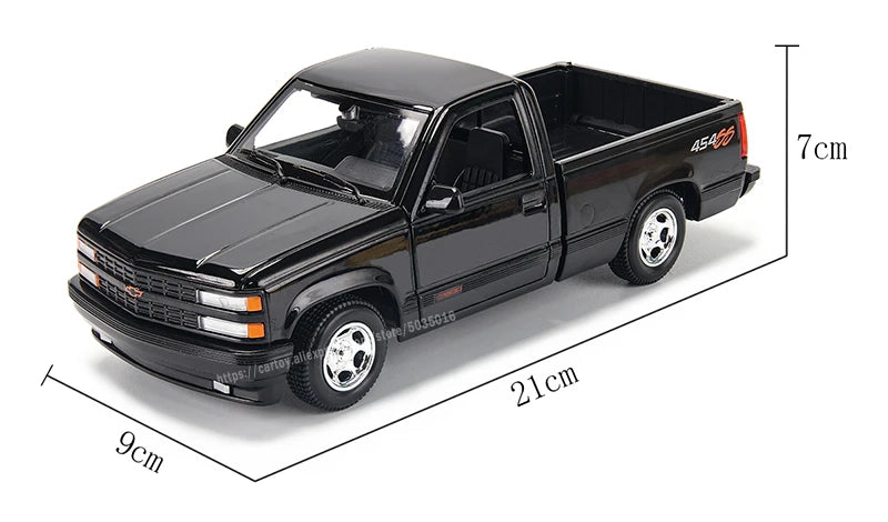 1:24 1993 Chevrolet 454 SS Pick-Up Die-Cast Model Car – Collectible Toy