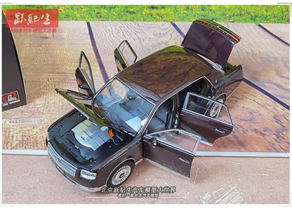 [SuperDetailed] 1:18 Toyota Century Die-Cast Model Car – Full-Open Collectible