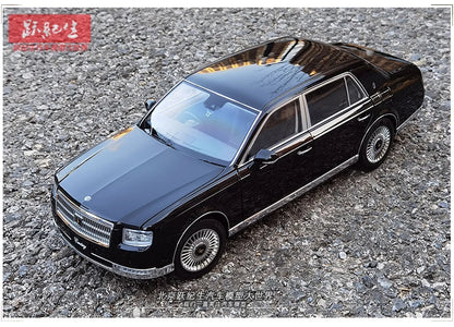 [SuperDetailed] 1:18 Toyota Century Die-Cast Model Car – Full-Open Collectible