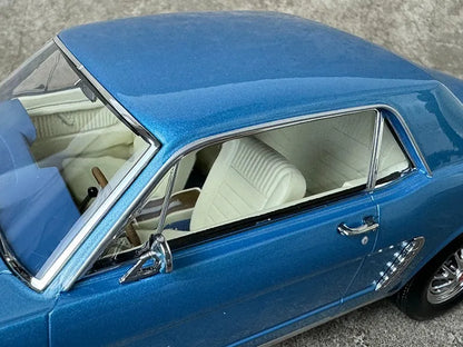 [SuperDetailed] 1:18 Ford Mustang Coupe 1965 Die-Cast Model – Classic Collectible