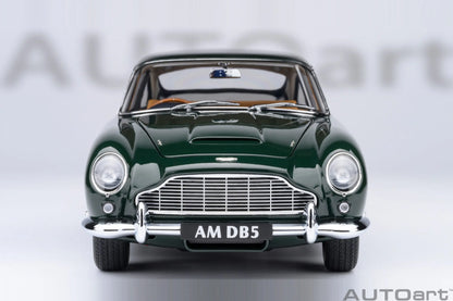 [SuperDetailed] 1:18 Aston Martin DB5 Die-Cast Model Car (British Racing Green) – Static Display Collectible