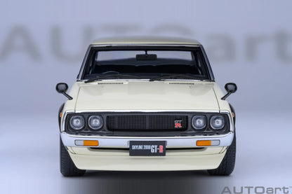 [SuperDetailed] 1:18 Nissan Skyline 2000 GT-R (KPGC110) Tuned Version Die-Cast Model – Static Display Collectible