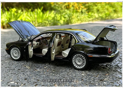 [SuperDetailed] 1:18 Jaguar XJ6 X350 Die-Cast Model Car – Luxury Collectible Gift