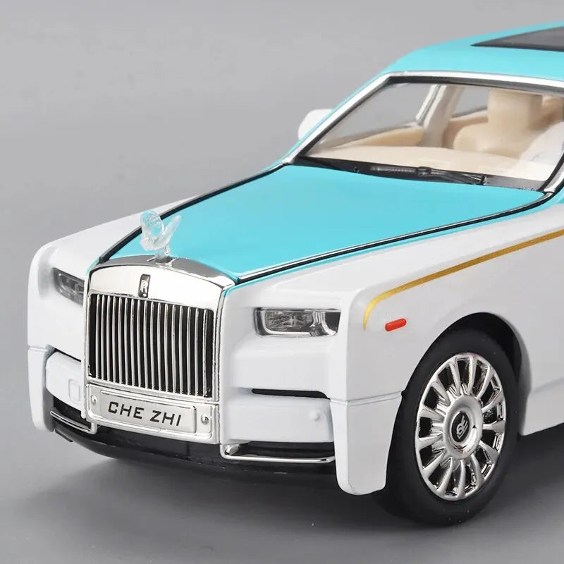 1:24 Rolls Royce Phantom Die-Cast Model Car – Pull-Back Toy with Sound & Light