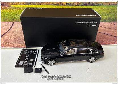 [SuperDetailed] 1:18 Maybach S-Class S680 2021 Die-Cast Model Car – Limited Edition Collectible