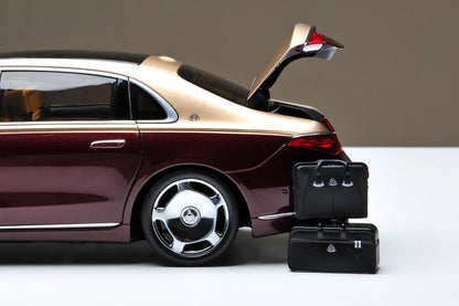 [SuperDetailed] 1:18 Maybach S-Class S680 2021 Die-Cast Model Car – Limited Edition Collectible