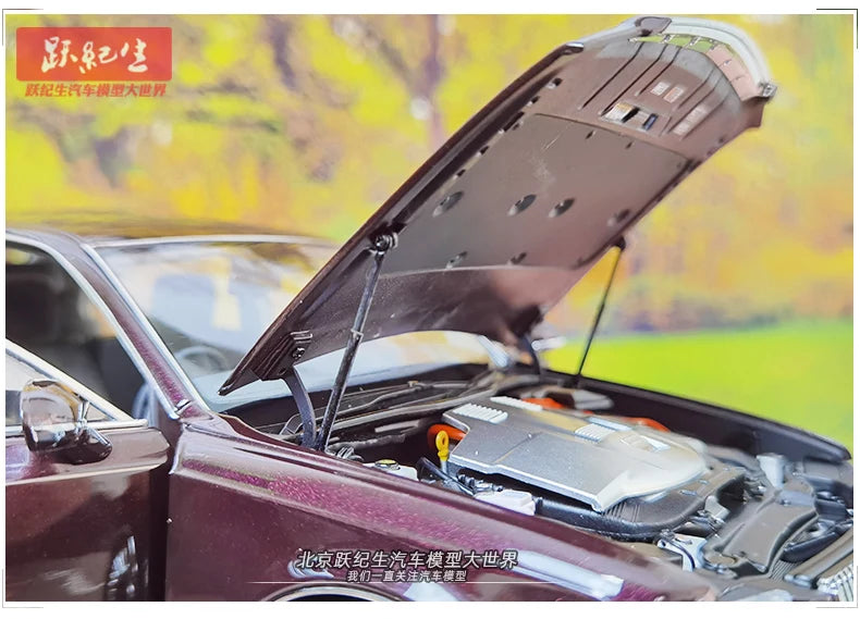 [SuperDetailed] 1:18 Toyota Century Die-Cast Model Car – Full-Open Collectible