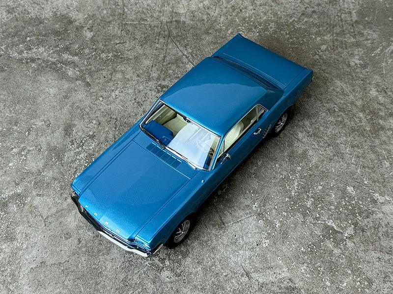 [SuperDetailed] 1:18 Ford Mustang Coupe 1965 Die-Cast Model – Classic Collectible