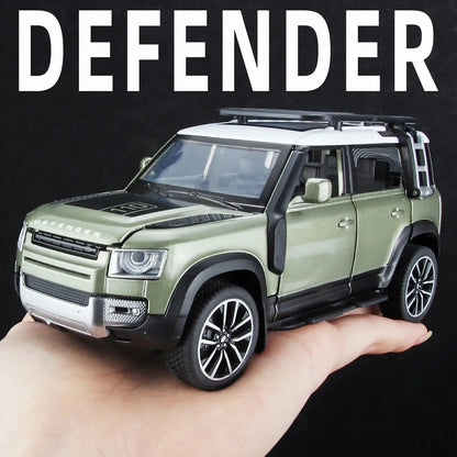 1:32 Land Rover Defender 110 Die-Cast Model Car – Pull-Back with Sound & Light