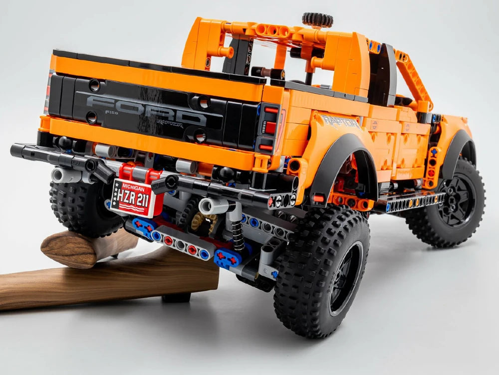 1379-Piece Ford Raptor F-150 Pickup Truck Building Block Set – Racing Model