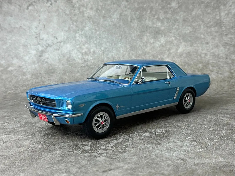 [SuperDetailed] 1:18 Ford Mustang Coupe 1965 Die-Cast Model – Classic Collectible