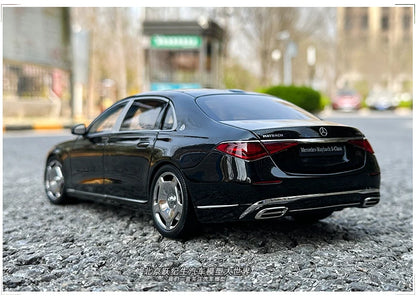 [SuperDetailed] 1:18 Maybach S-Class S680 2021 Die-Cast Model Car – Limited Edition Collectible