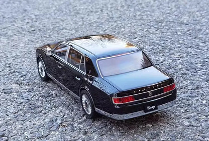 [SuperDetailed] 1:18 Toyota Century Die-Cast Model Car – Fully Openable Collectible