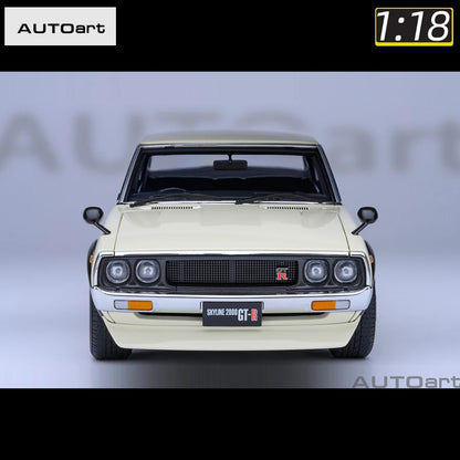 [SuperDetailed] 1:18 Nissan Skyline 2000 GT-R (KPGC110) Tuned Version Die-Cast Model – Static Display Collectible