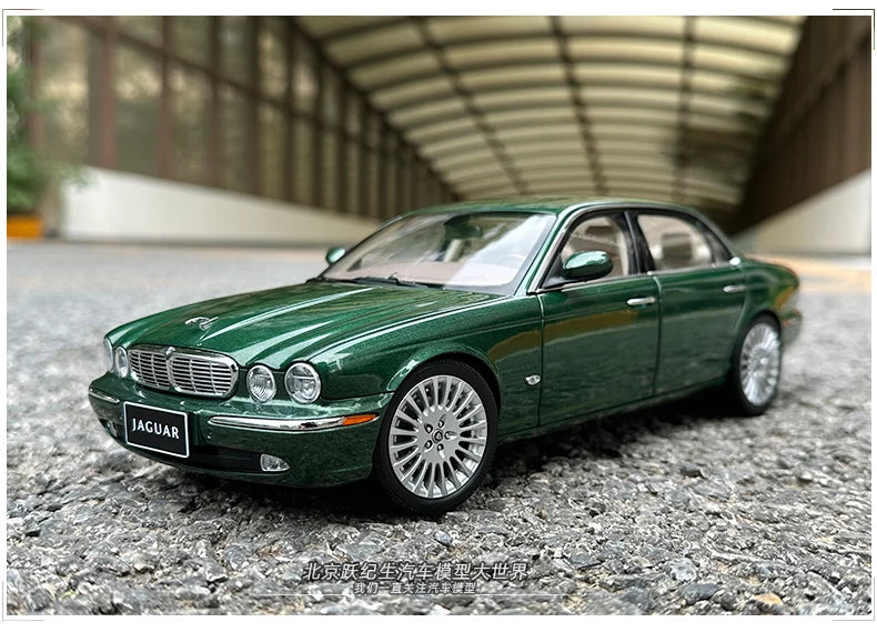 [SuperDetailed] 1:18 Jaguar XJ6 X350 Die-Cast Model Car – Luxury Collectible Gift