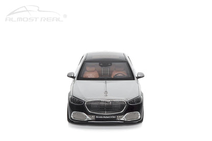 [SuperDetailed] 1:18 Maybach S-Class S680 2021 Die-Cast Model Car – Limited Edition Collectible