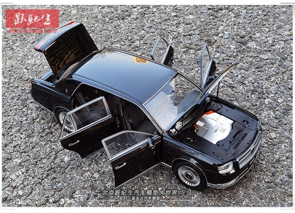 [SuperDetailed] 1:18 Toyota Century Die-Cast Model Car – Full-Open Collectible