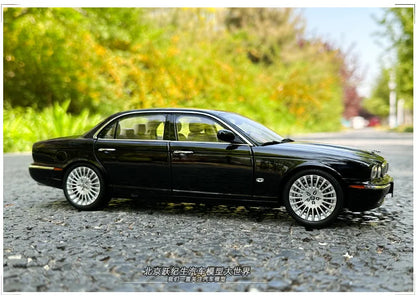 [SuperDetailed] 1:18 Jaguar XJ6 X350 Die-Cast Model Car – Luxury Collectible Gift