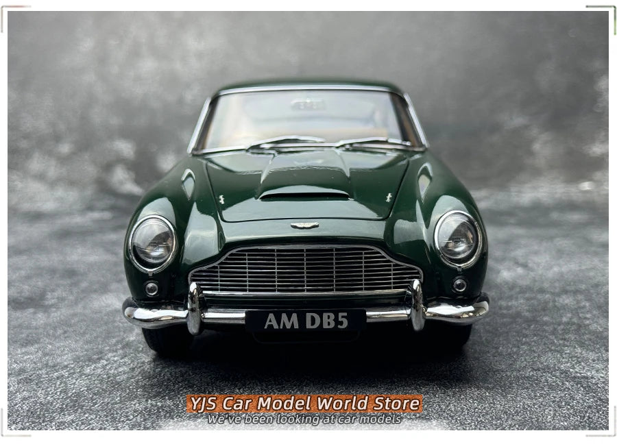 [SuperDetailed] 1:18 Aston Martin DB5 Die-Cast Model Car (British Racing Green) – Static Display Collectible