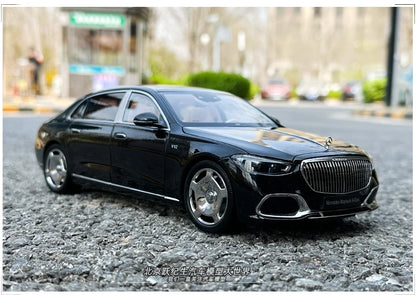 [SuperDetailed] 1:18 Maybach S-Class S680 2021 Die-Cast Model Car – Limited Edition Collectible