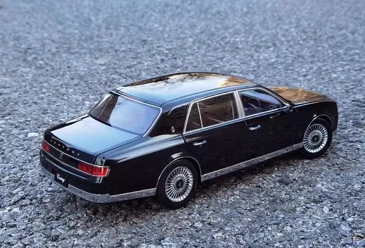 [SuperDetailed] 1:18 Toyota Century Die-Cast Model Car – Fully Openable Collectible