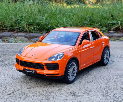 1:24 Porsche Cayenne Turbo S Die-Cast Model Car – Sound & Light Toy