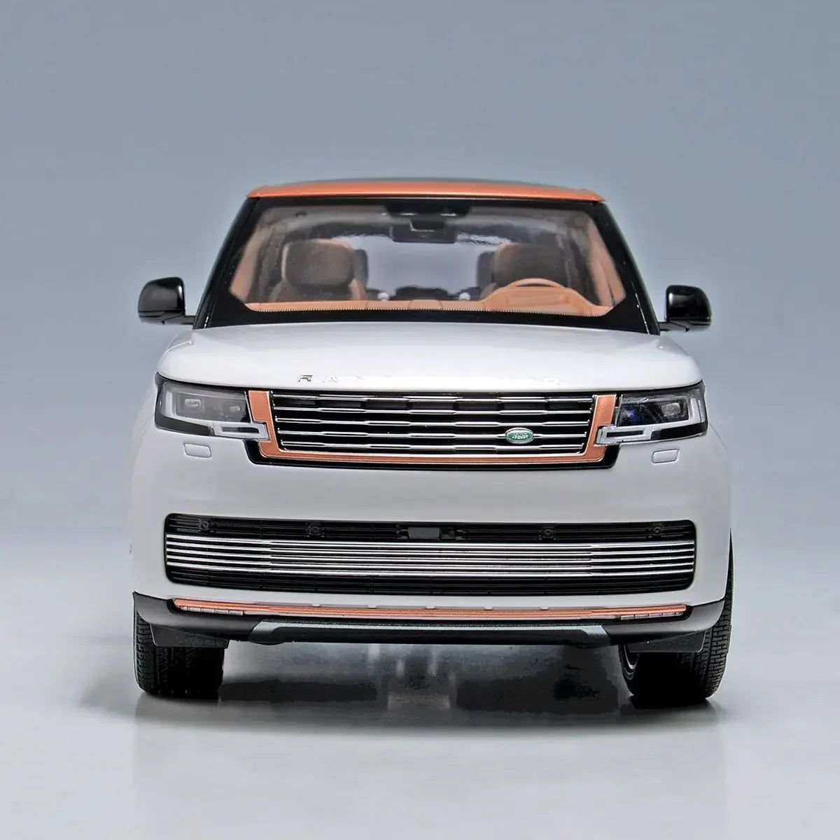 [SuperDetailed] 1:18 Land Rover Range Rover Honor Genesis Long Edition 2024 Die-Cast Model – Collectible Car