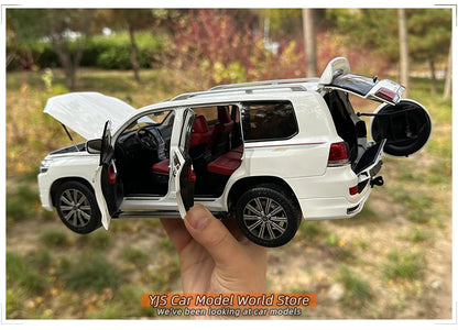 [SuperDetailed] 1:18 Toyota Land Cruiser LC200 Die-Cast Model – Spare Tire Version (Limited Edition)