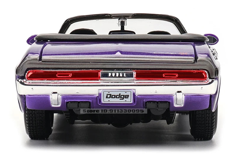 1:24 1970 Dodge Challenger R/T Convertible Die-Cast Model Car – Classic Collectible