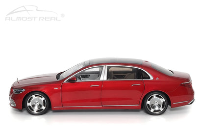 [SuperDetailed] 1:18 Maybach S-Class S680 2021 Die-Cast Model Car – Limited Edition Collectible