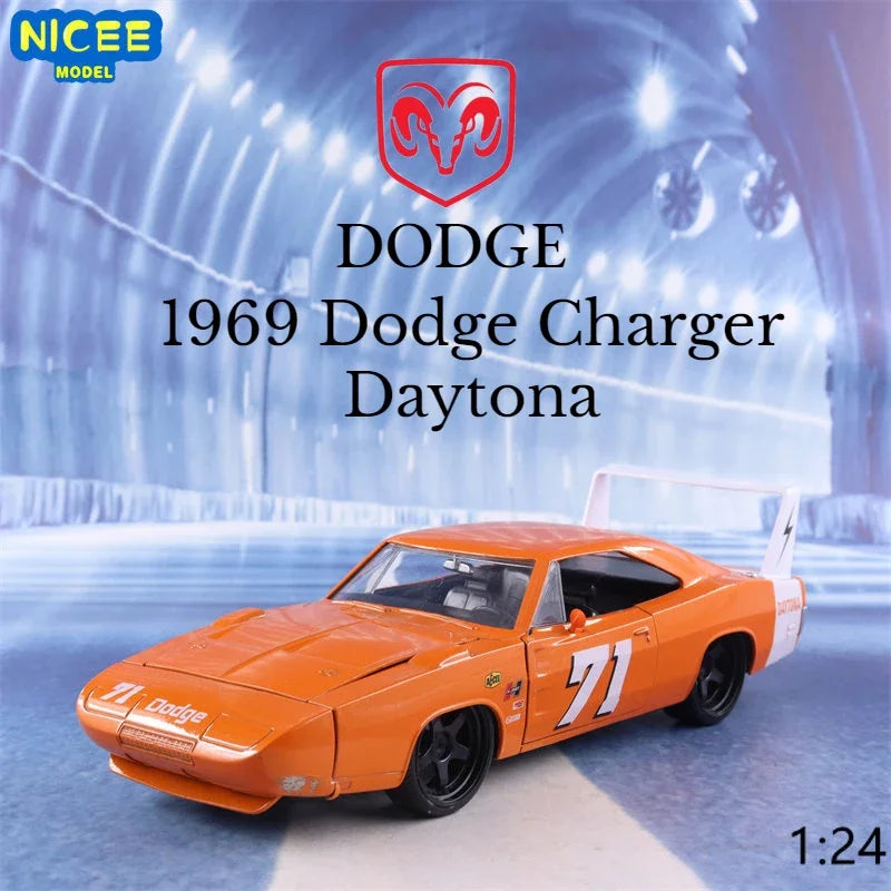 1:24 1969 Dodge Charger Daytona Die-Cast Model Car – Classic Muscle Car Collectible