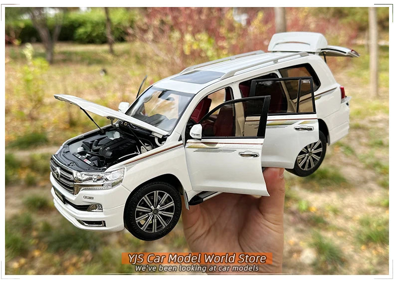 [SuperDetailed] 1:18 Toyota Land Cruiser LC200 Die-Cast Model – Spare Tire Version (Limited Edition)