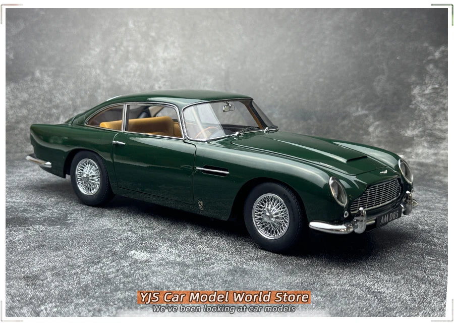 [SuperDetailed] 1:18 Aston Martin DB5 Die-Cast Model Car (British Racing Green) – Static Display Collectible