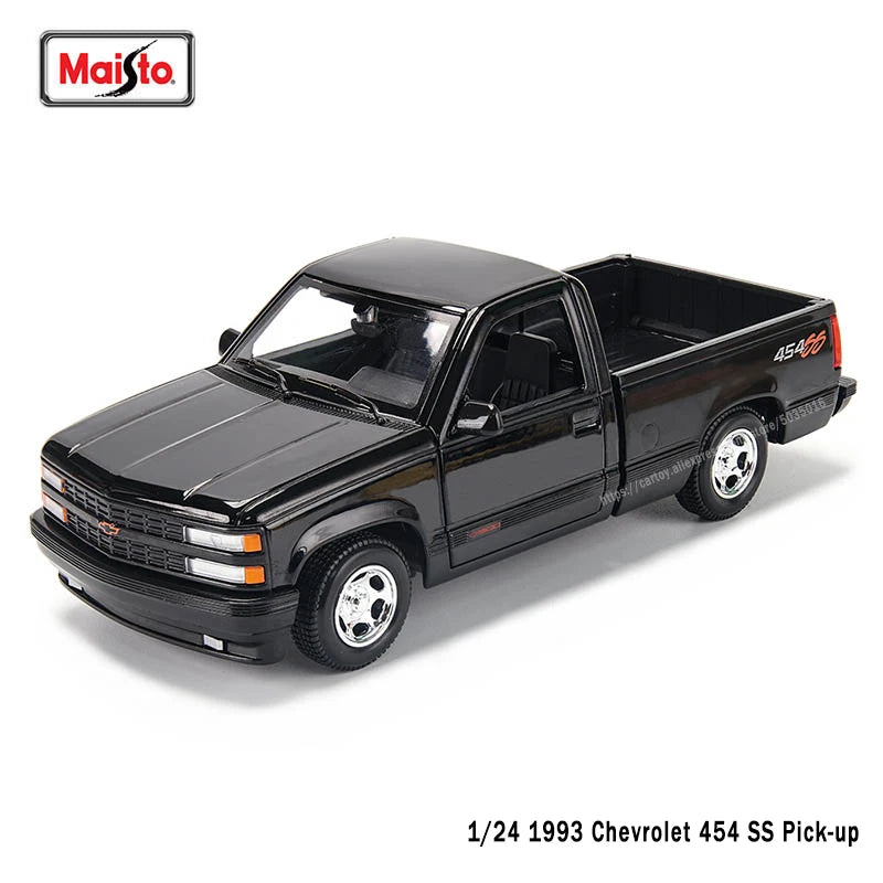 1:24 1993 Chevrolet 454 SS Pick-Up Die-Cast Model Car – Collectible Toy