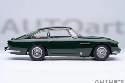 [SuperDetailed] 1:18 Aston Martin DB5 Die-Cast Model Car (British Racing Green) – Static Display Collectible