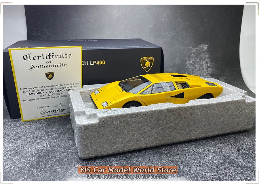 [SuperDetailed] 1:18 Lamborghini Countach LP400 Die-Cast Model Car – Sports Car Collectible