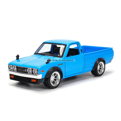 1:24 Nissan 1973 Datsun 620 Pick-Up Die-Cast Model Car – Classic Collectible