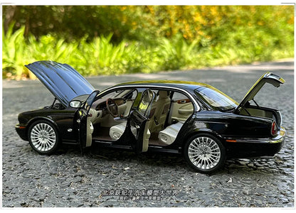 [SuperDetailed] 1:18 Jaguar XJ6 X350 Die-Cast Model Car – Luxury Collectible Gift