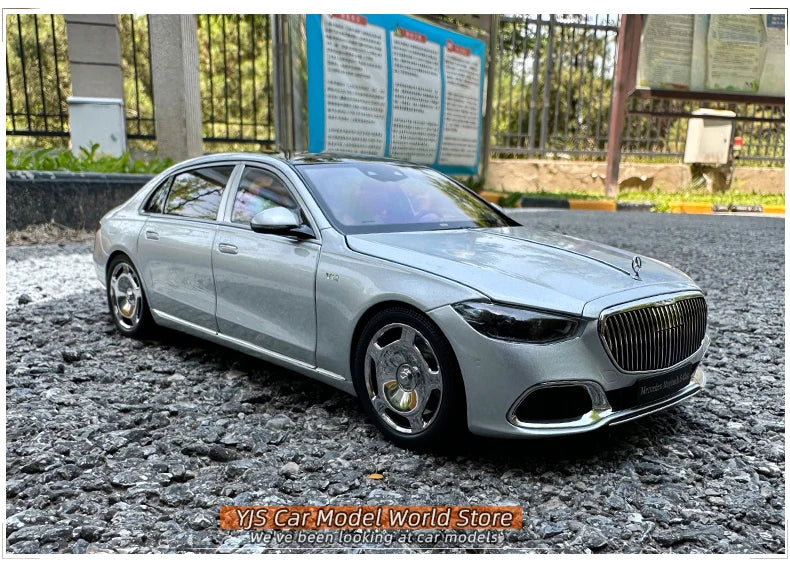 [SuperDetailed] 1:18 Maybach S-Class S680 2021 Die-Cast Model Car – Limited Edition Collectible