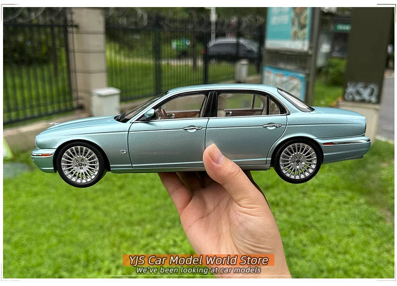 [SuperDetailed] 1:18 Jaguar XJ6 X350 Die-Cast Model Car – Luxury Collectible Gift